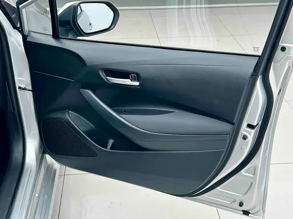 Toyota Corolla — миниатюра 16