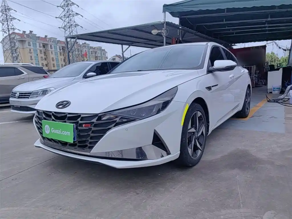 Hyundai Elantra 2021 1.5L CVT GLX Elite