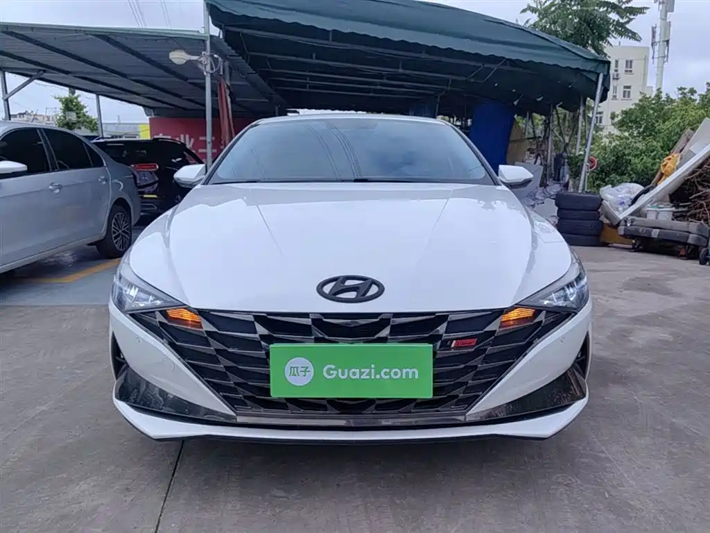 Hyundai Elantra 2021 1.5L CVT GLX Elite