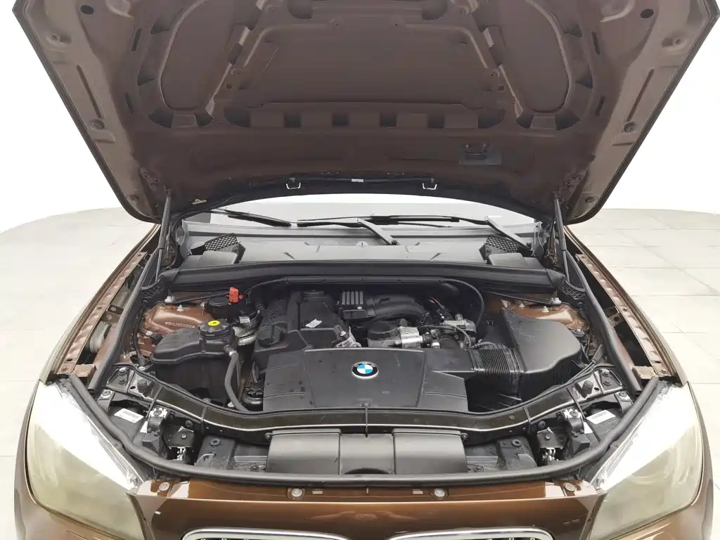 BMW X1 (Import) — миниатюра 6