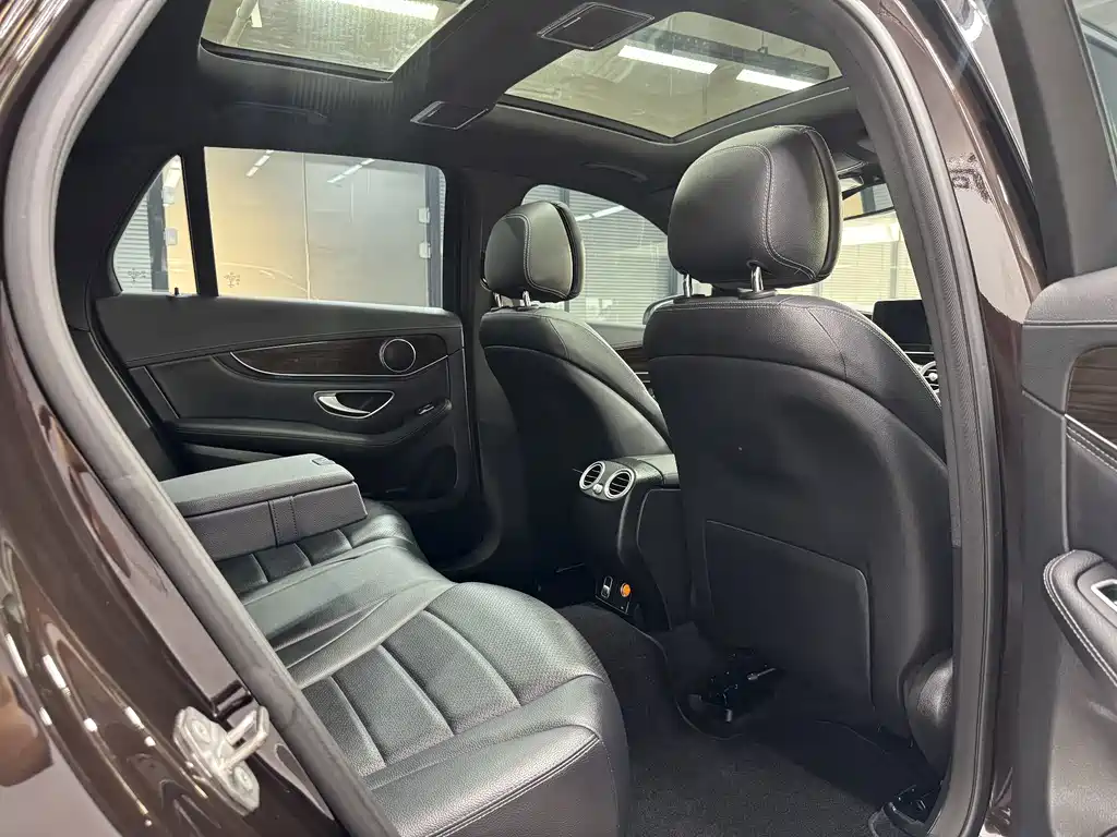Mercedes-Benz GLC — миниатюра 12