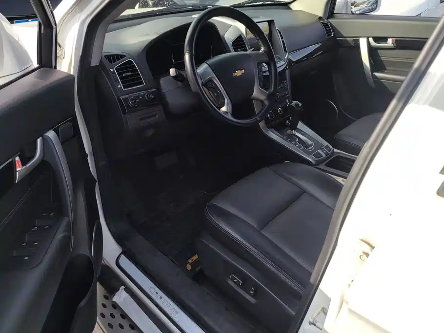 Chevrolet Captiva — миниатюра 9