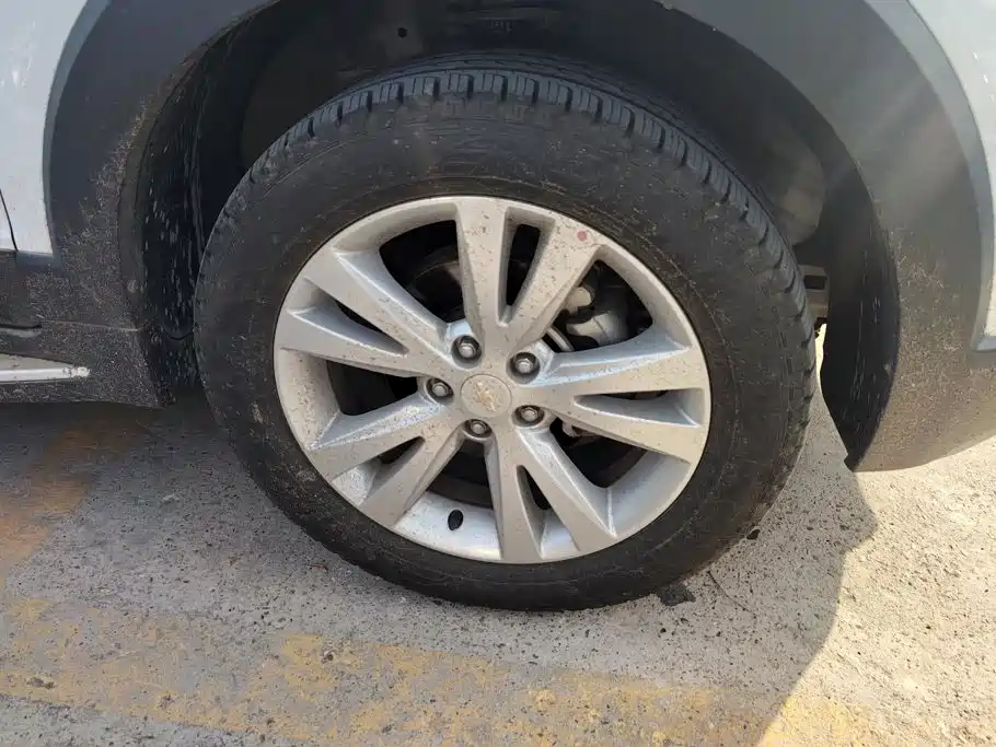Chevrolet Captiva — миниатюра 6