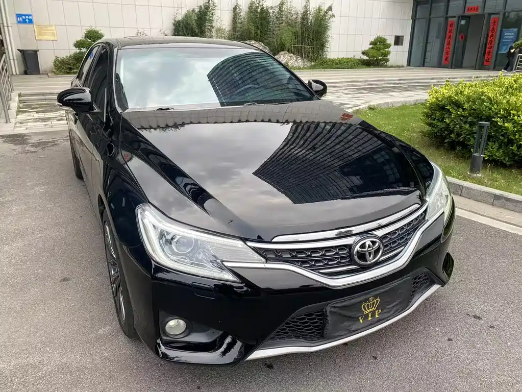 Toyota Reiz 2013 2.5V