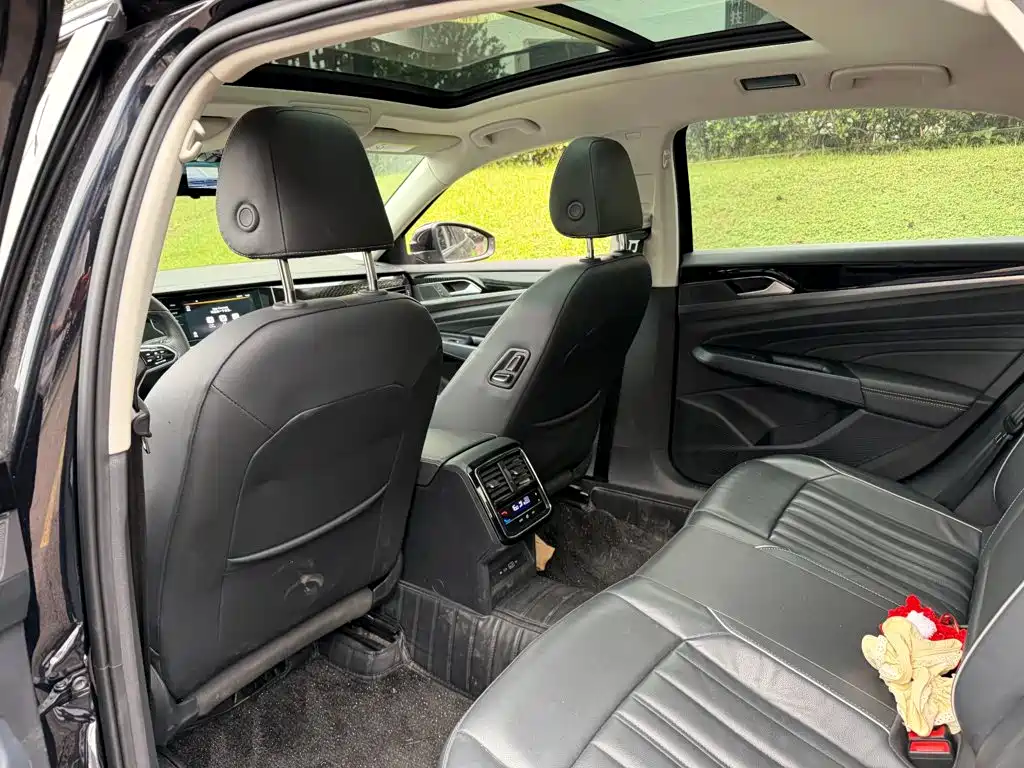 Volkswagen Passat — миниатюра 11