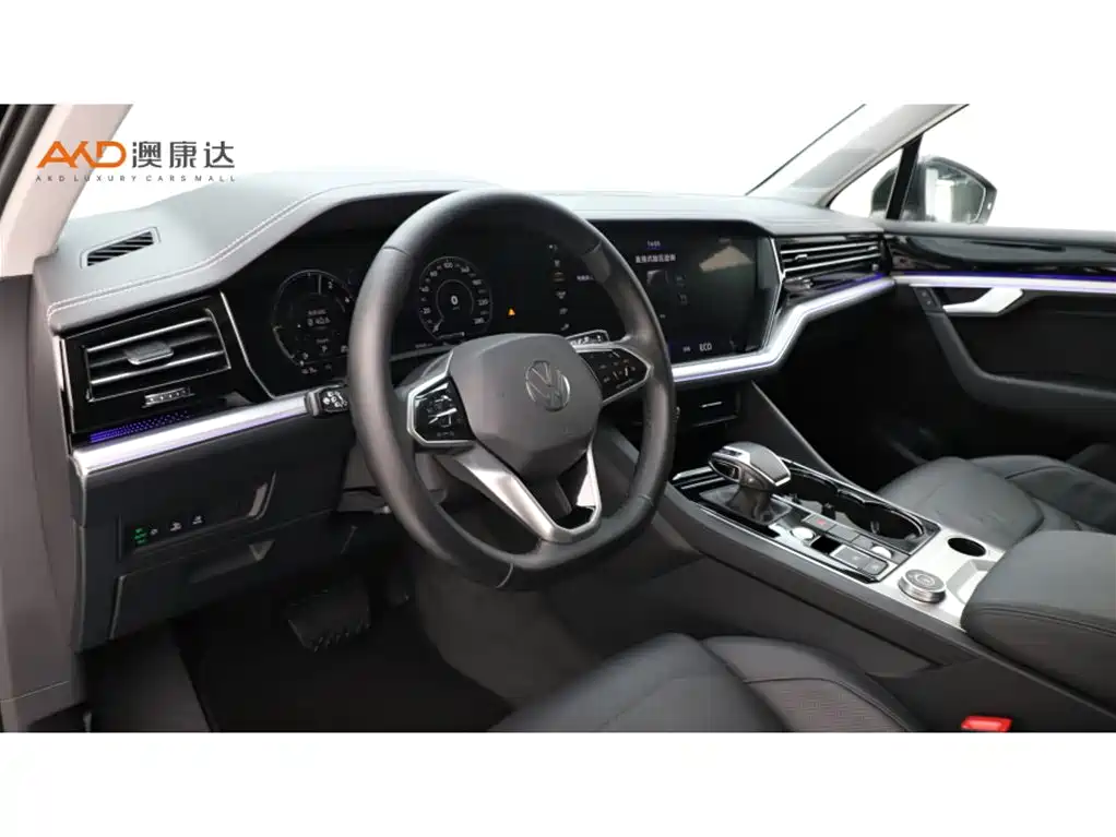 Volkswagen Touareg New Energy — миниатюра 6