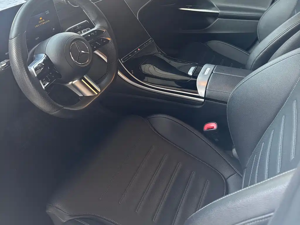 Mercedes-Benz C-Class — миниатюра 9