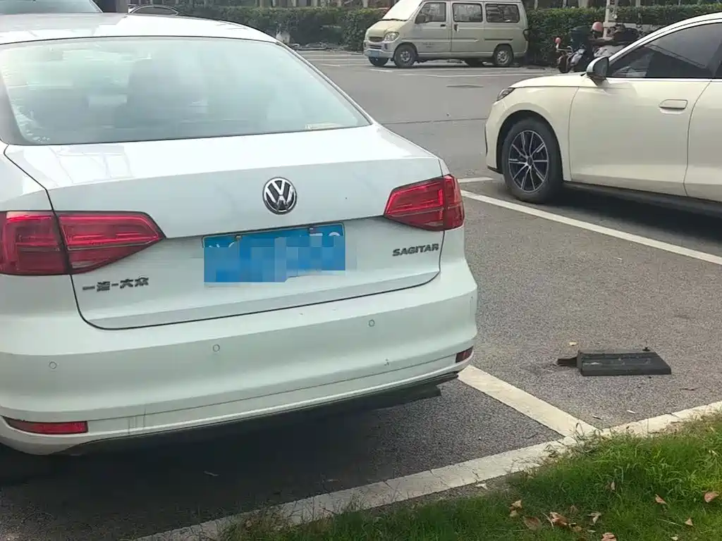 Volkswagen Sagitar — миниатюра 2