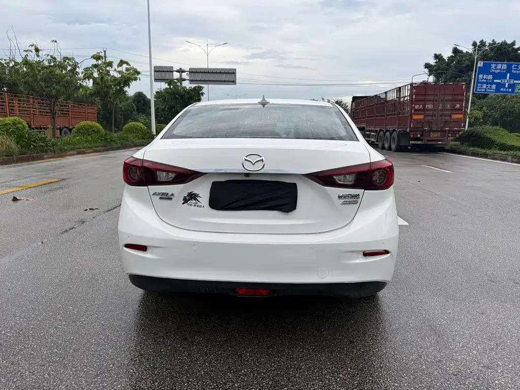 Mazda 3 Axela — миниатюра 5