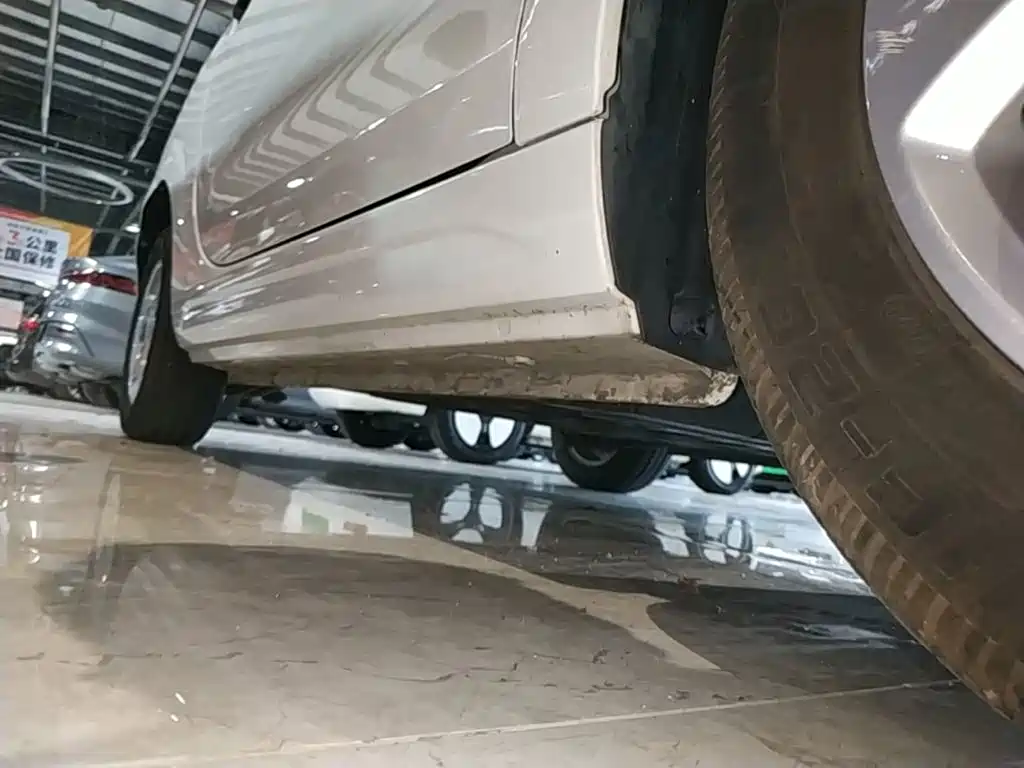 Roewe Clever — миниатюра 21