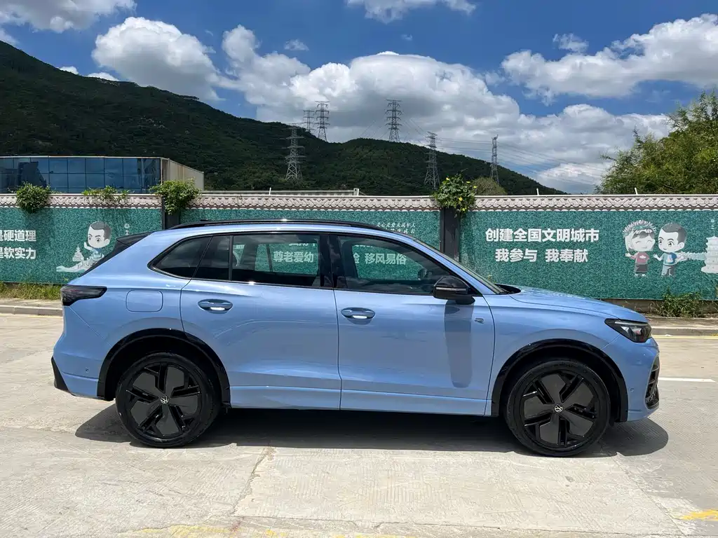 Volkswagen Tiguan L L 2024 PRO 330TSI R-Line