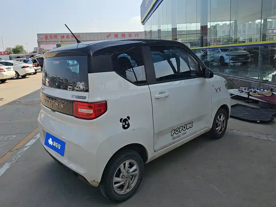Wuling MINIEV — миниатюра 3