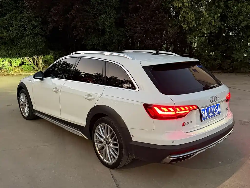 Audi A4 (Import) — миниатюра 9