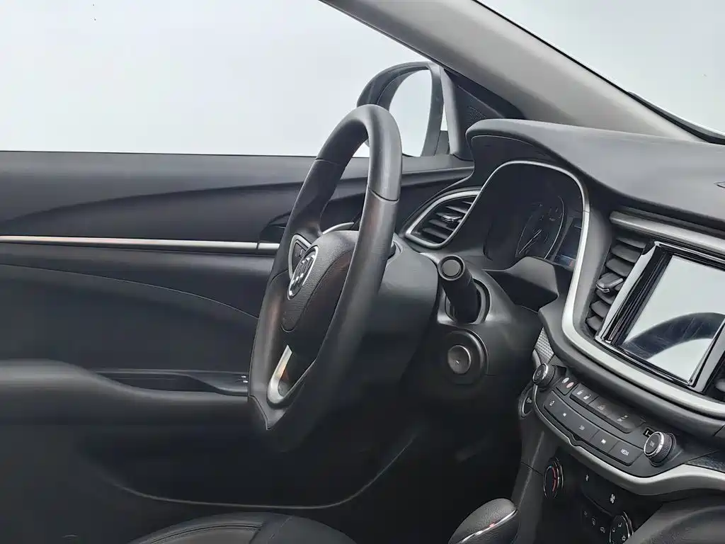Buick Excelle — миниатюра 22