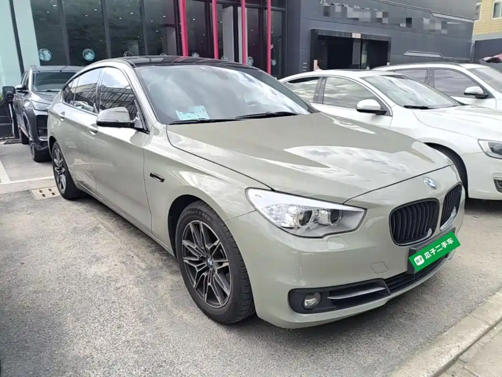 BMW 5 Series GT — миниатюра 4