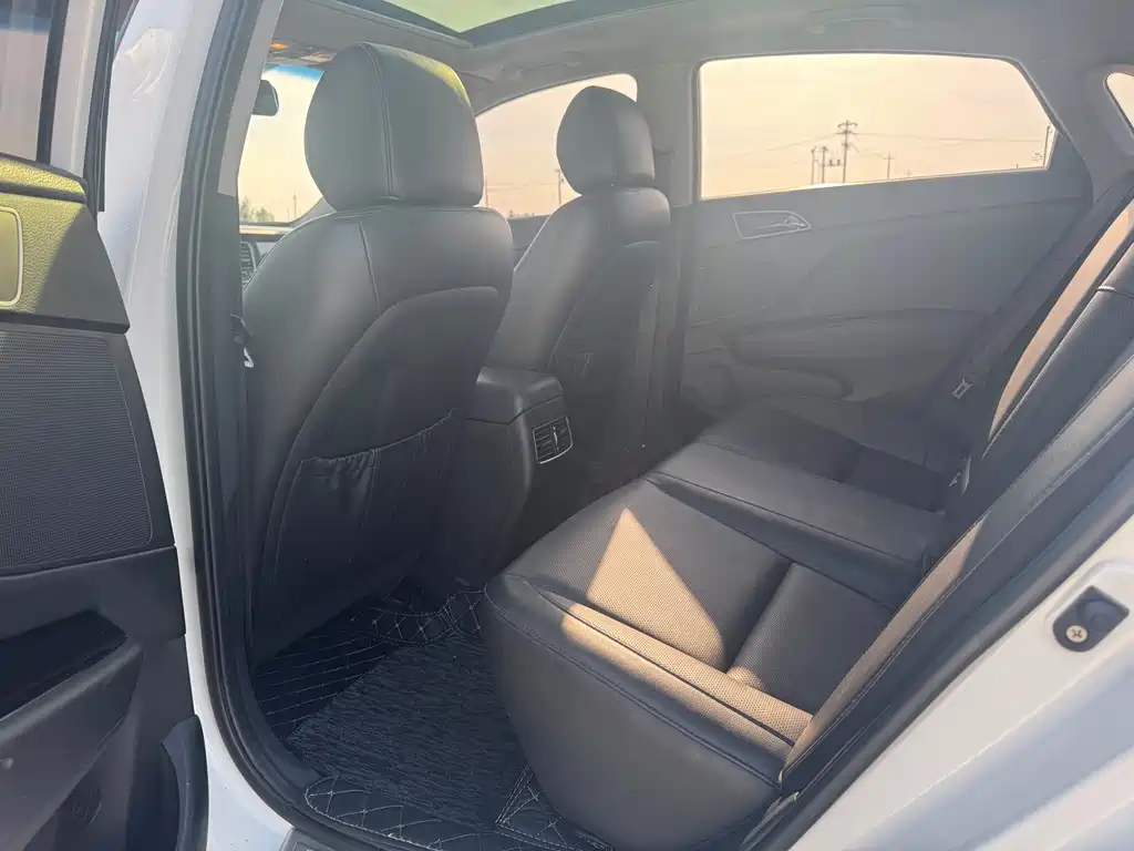Hyundai Mistra — миниатюра 6