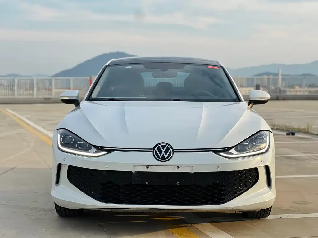 Volkswagen Lamando — миниатюра 2