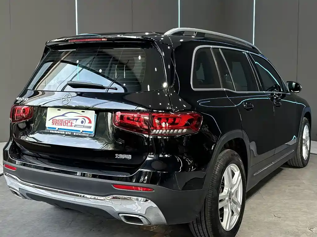 Mercedes-Benz GLB — миниатюра 6