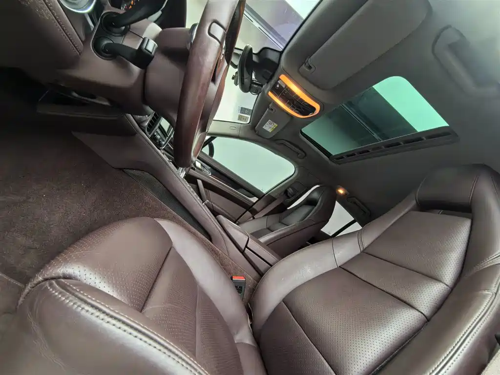 Porsche Panamera — миниатюра 23