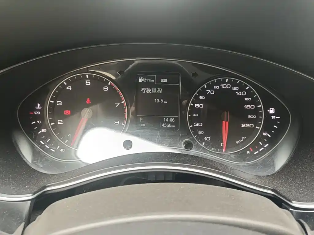 Zotye Zotye Z700 — миниатюра 12
