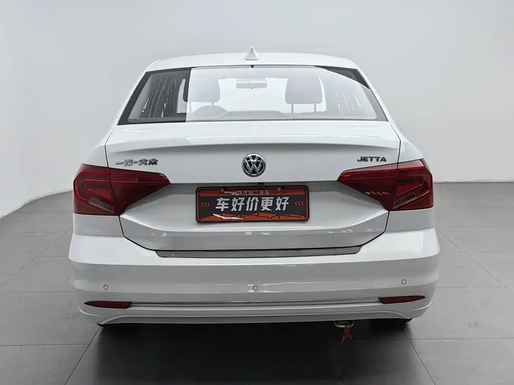 Volkswagen Jetta — миниатюра 4