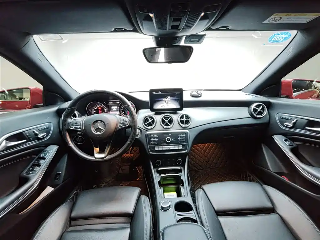 Mercedes-Benz CLA 2018 CLA 200 Fashion