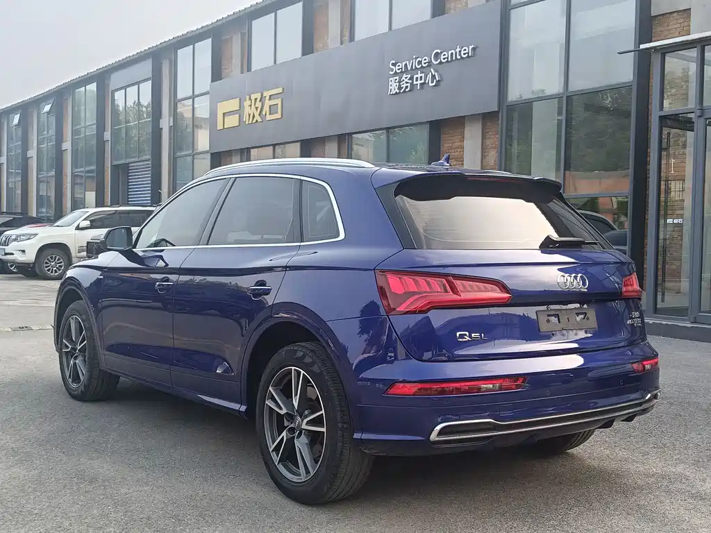 Audi Q5L 2018 40 TFSI Fashion V