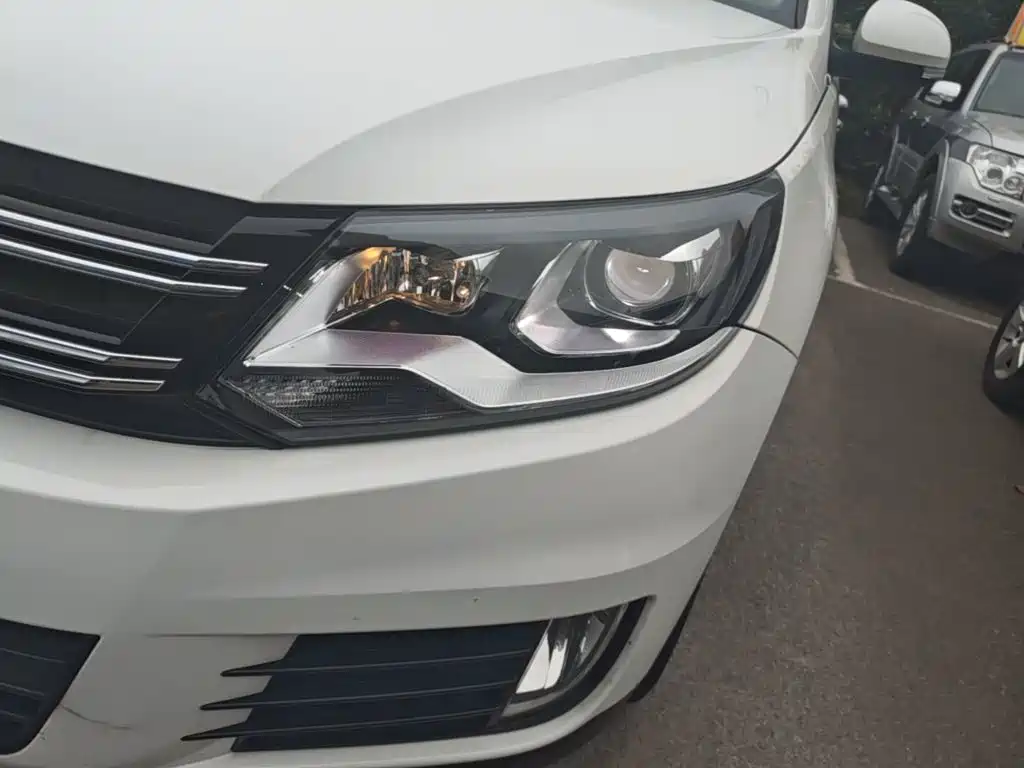 Volkswagen Tiguan — миниатюра 24