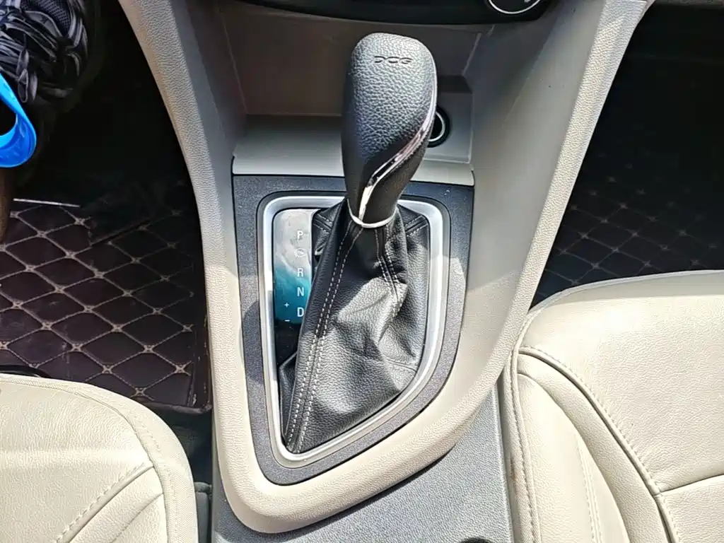 Buick Excelle — миниатюра 10