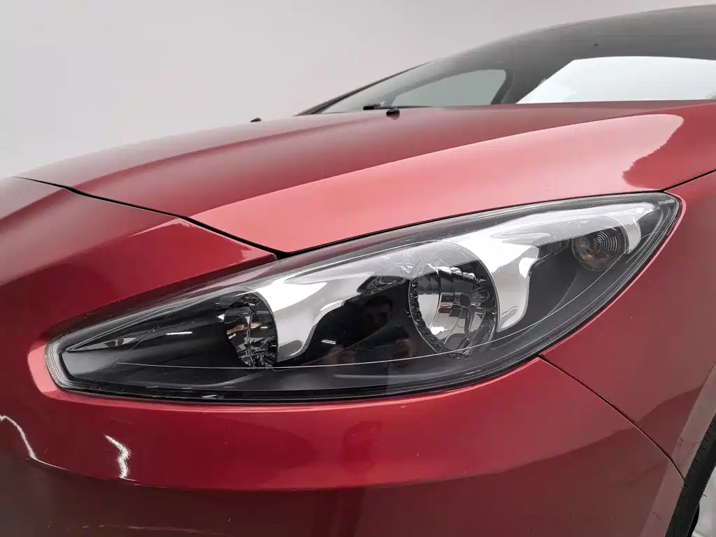 Peugeot 308 — миниатюра 7
