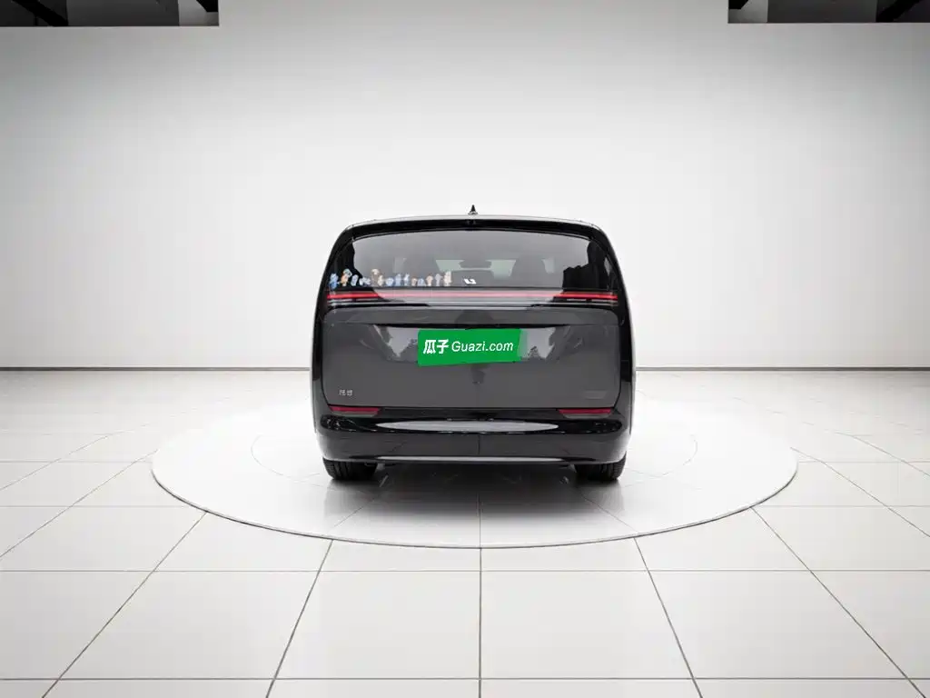 Li Auto Li MEGA — миниатюра 5