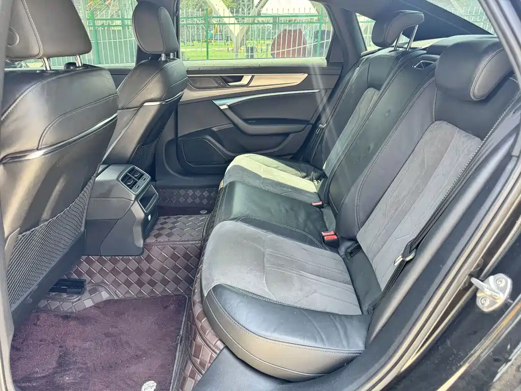 Audi A6L — миниатюра 15