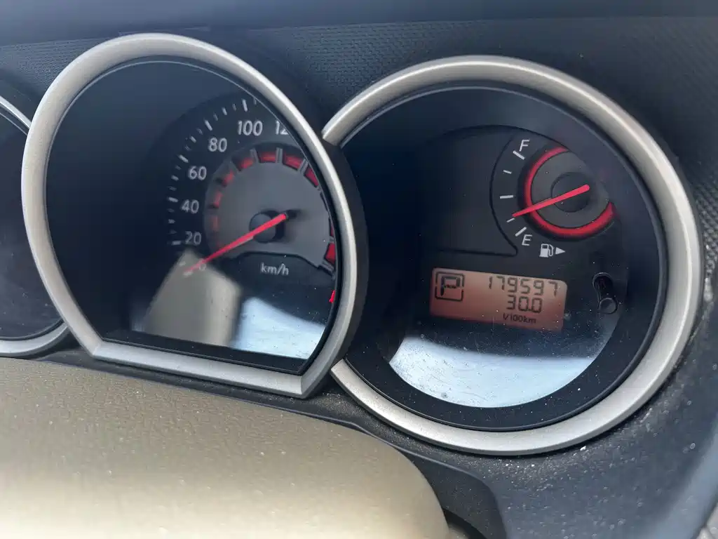 Nissan Sylphy — миниатюра 6