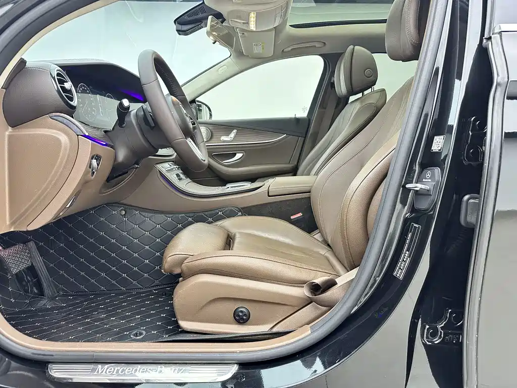Mercedes-Benz E-Class — миниатюра 6