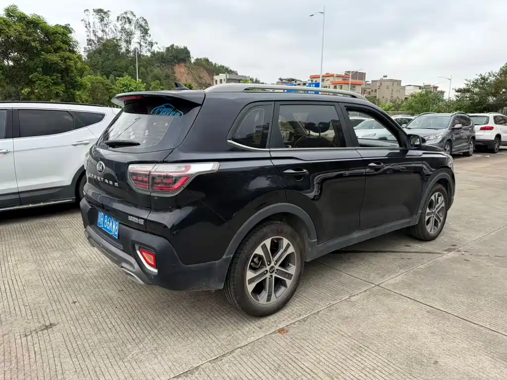 Kia Sportage — миниатюра 8
