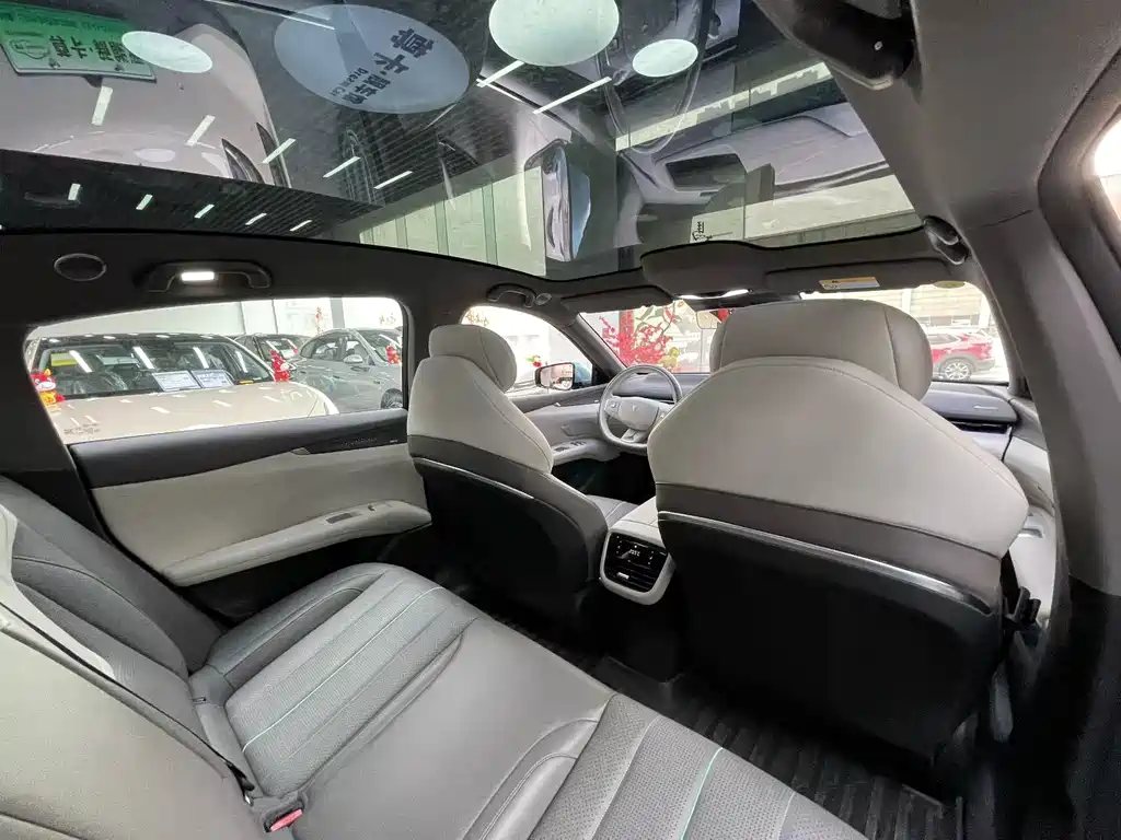 Changan Deepal DARK BLUE L07