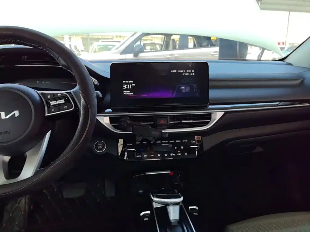 Kia K3 — миниатюра 13