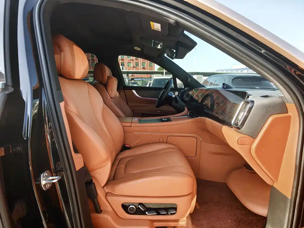 AITO ASK THE WORLD M9