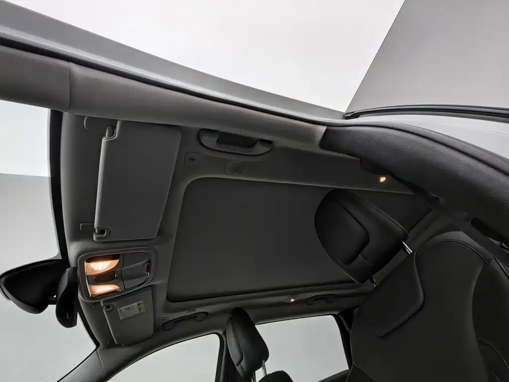 Jeep Cherokee — миниатюра 14