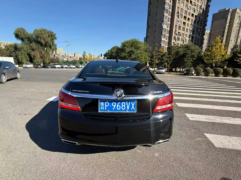 Buick LaCrosse — миниатюра 7