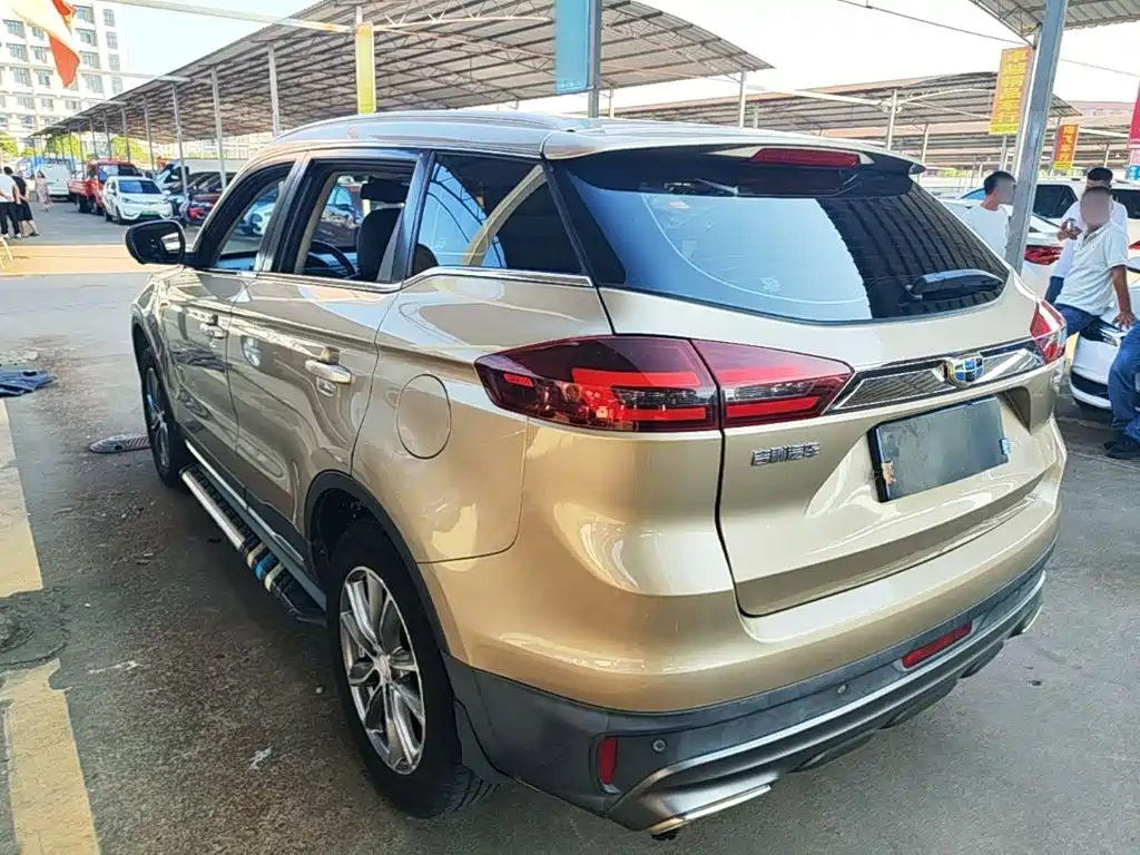 Geely Boyue — миниатюра 5