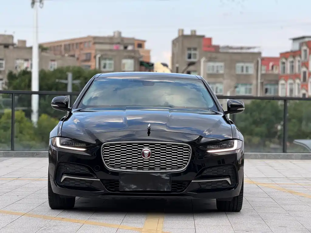Jaguar XEL — миниатюра 2
