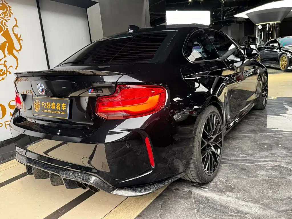 BMW M2 — миниатюра 11
