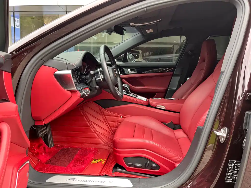 Porsche Panamera — миниатюра 9