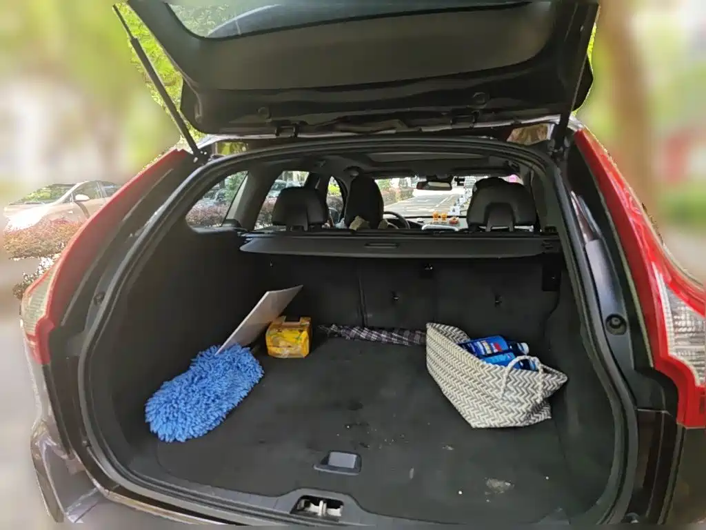Volvo XC60 — миниатюра 20