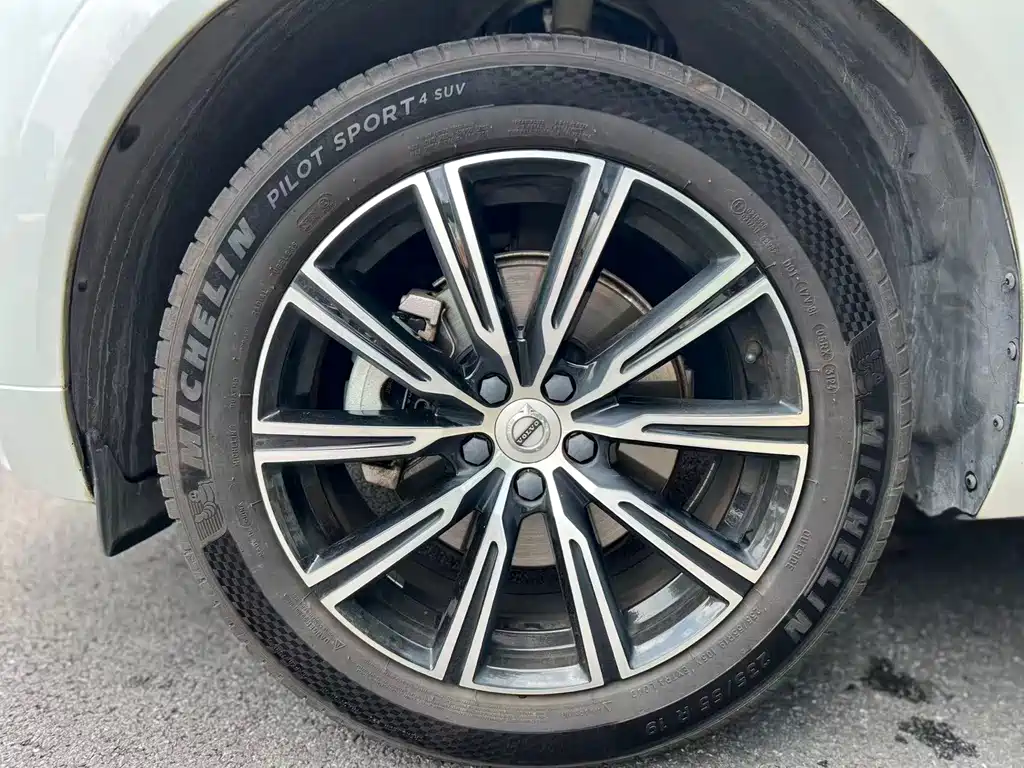 Volvo XC60 — миниатюра 7