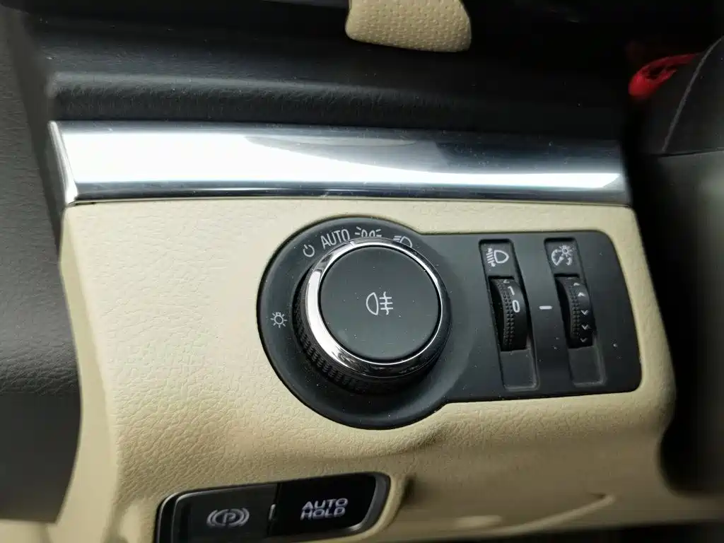 Buick GL8 — миниатюра 21