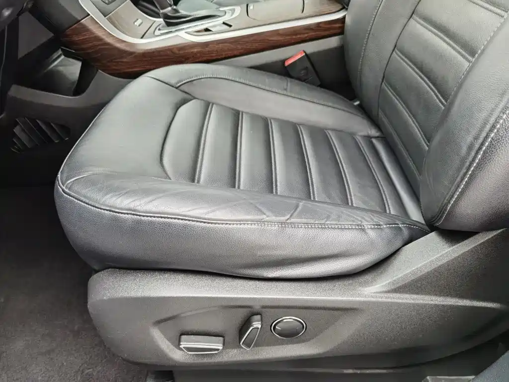 Ford Edge — миниатюра 20