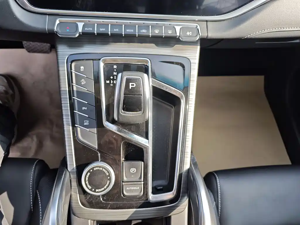 Geely Boyue 2020 1.8TD DCT PRO