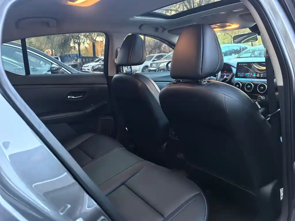 Nissan Sylphy — миниатюра 9